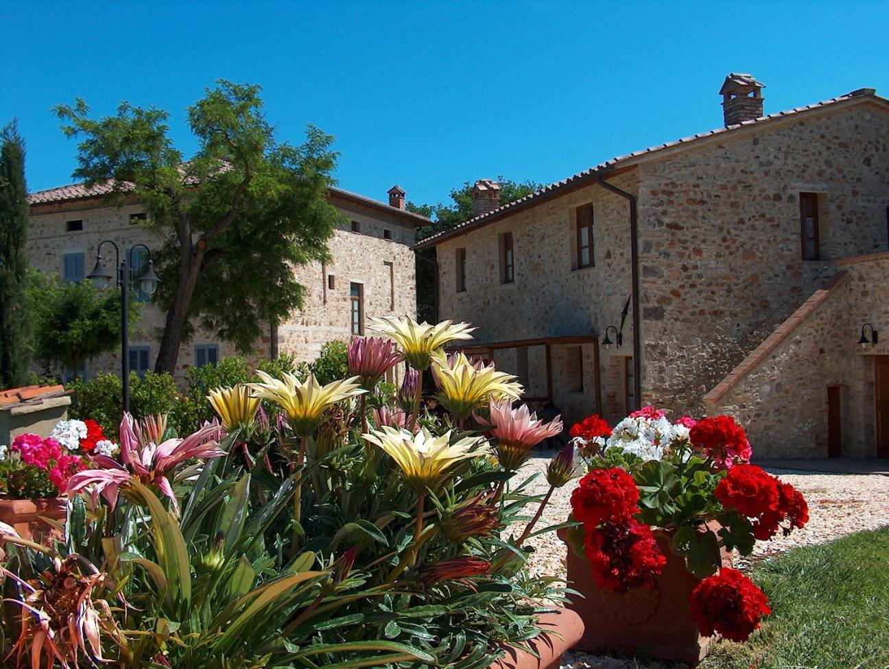 Гостевой дом Borgo Il Villino Казоле-д'Эльса Экстерьер фото