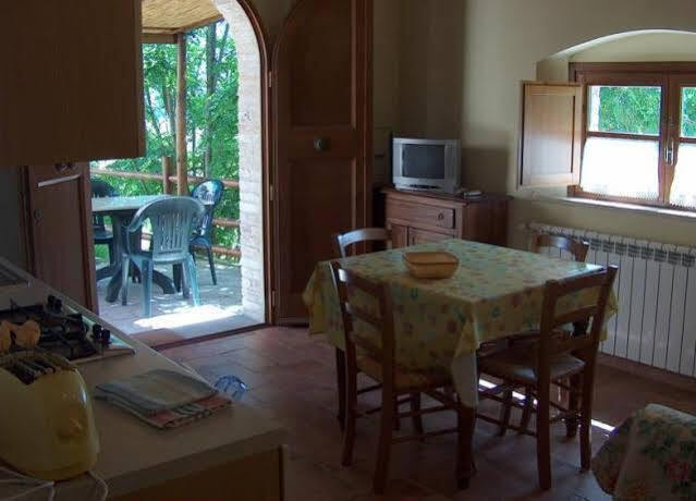 Гостевой дом Borgo Il Villino Казоле-д'Эльса Экстерьер фото